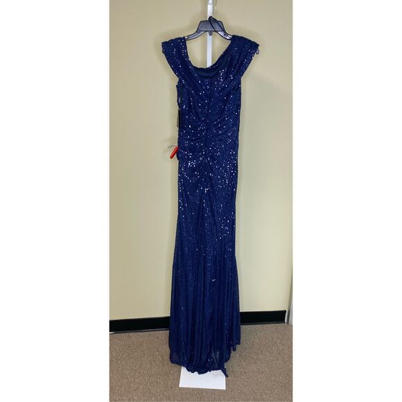 Ieena Mac Duggal NWT One-Shoulder Ruched Sequined Gown in Midnight Size 8 - Picture 7 of 8